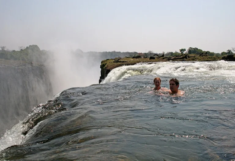 Livingstone Zambia Itinerary: 10-Day Luxury Safari & Victoria Falls Guide